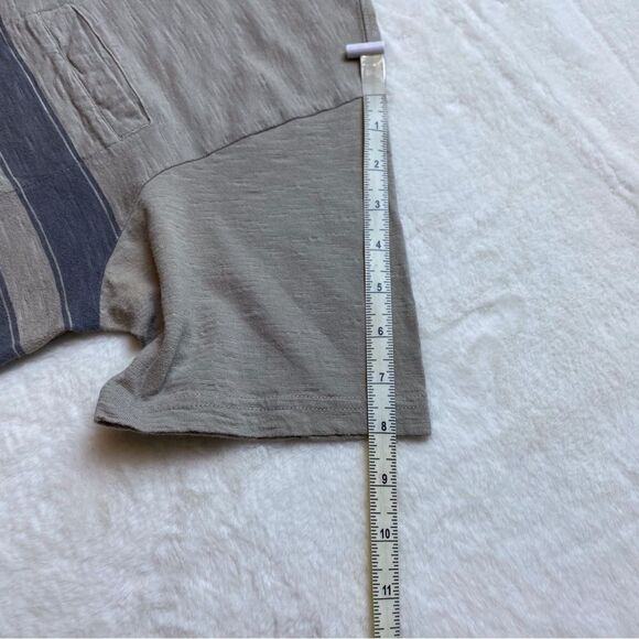 Prana Breyson Gray Stripe V-Neck T-Shirt 100% Organic Cotton Size Medium - Picture 9 of 9